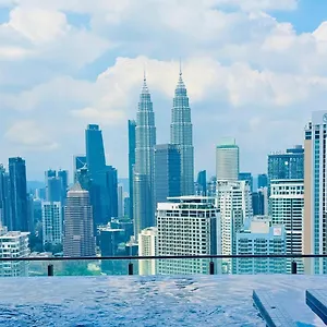 The Colony Skyline Klcc Апартаменты
